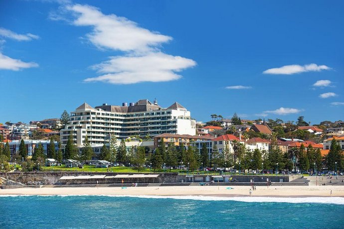Crowne Plaza Coogee Beach Sydney Compare Deals Crowne Plaza Coogee Beach