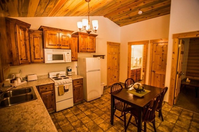 Bryce Country Cabins Tropic Compare Deals