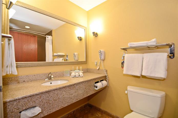 Holiday Inn Express Suites Bonifay Compare Deals - 