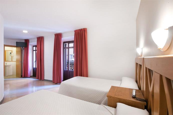 Hostal Atenas Granada