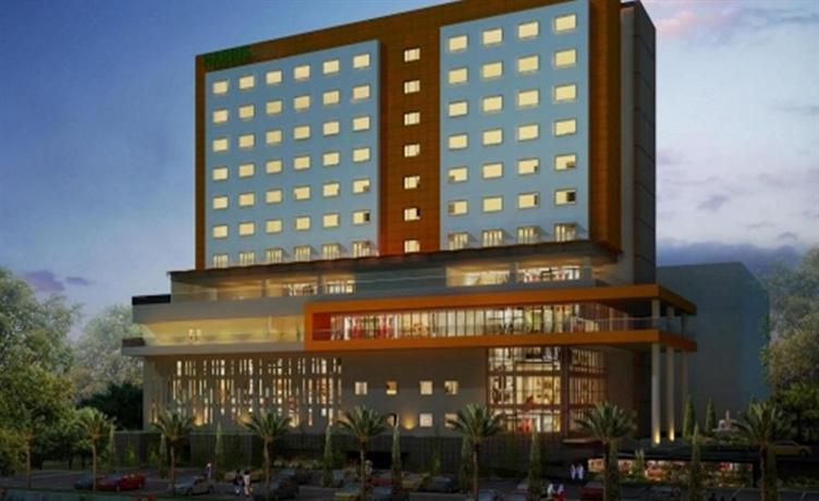 HARRIS Hotel  Samarinda  Compare Deals