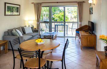 Clifton Sands Holiday Apartments Cairns