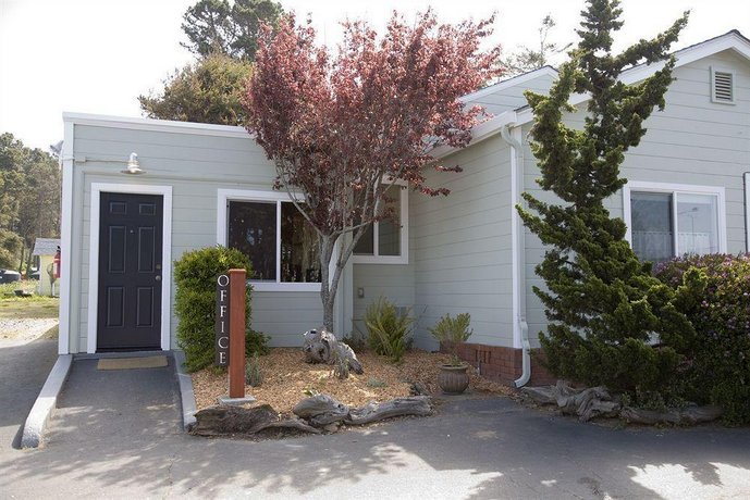 Shoreline Cottages Fort Bragg Compare Deals