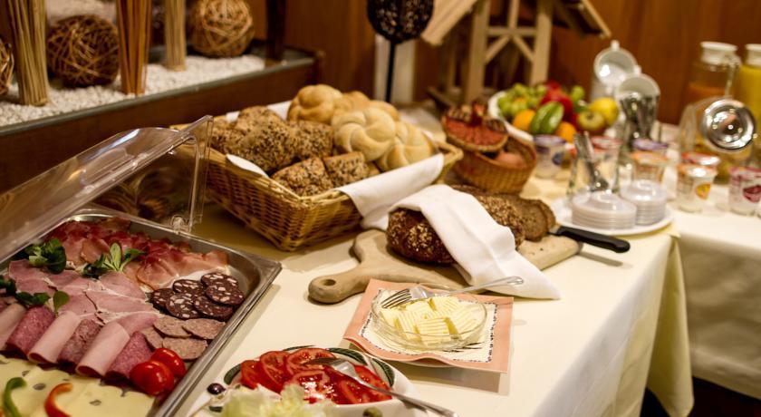 Hotel Restaurant Haus Berger Viersen Compare Deals