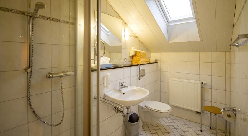 Hotel Restaurant Haus Berger Viersen Compare Deals