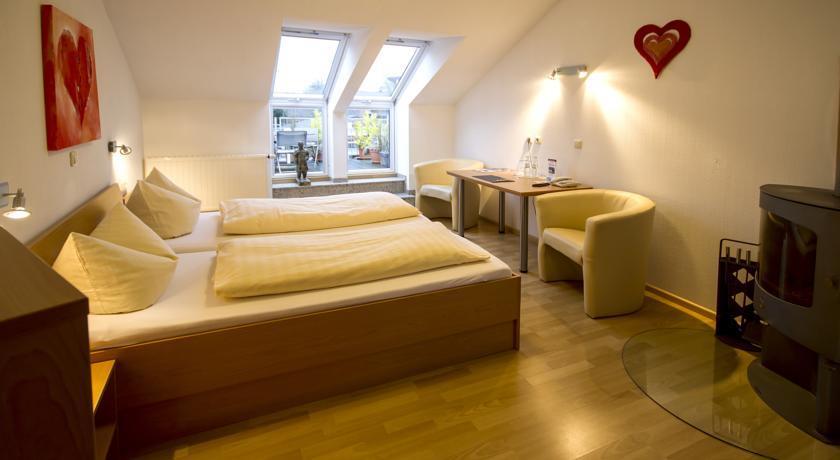 Hotel Restaurant Haus Berger Viersen Compare Deals