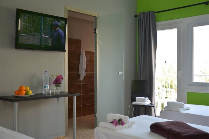 Hostal Playa De Palma Palma De Mallorca Compare Deals