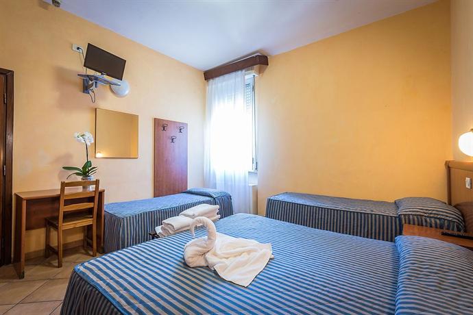 Hotel Real Florence Compare Deals - 