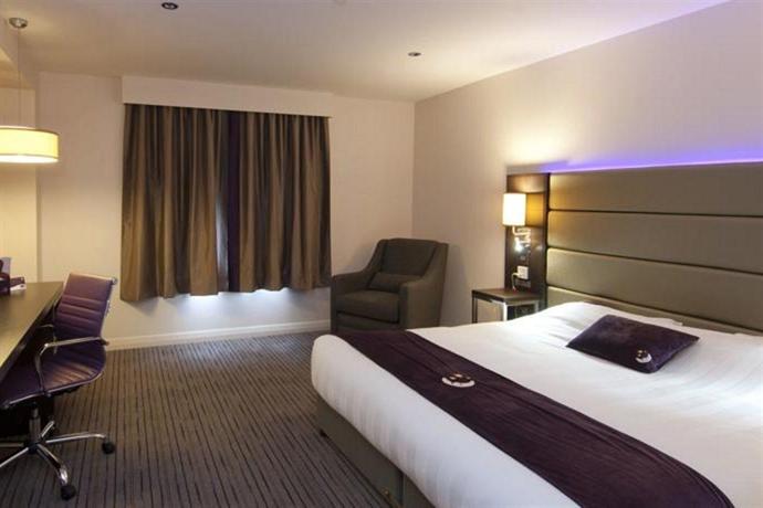 Premier Inn Perth City Centre - Compare Deals