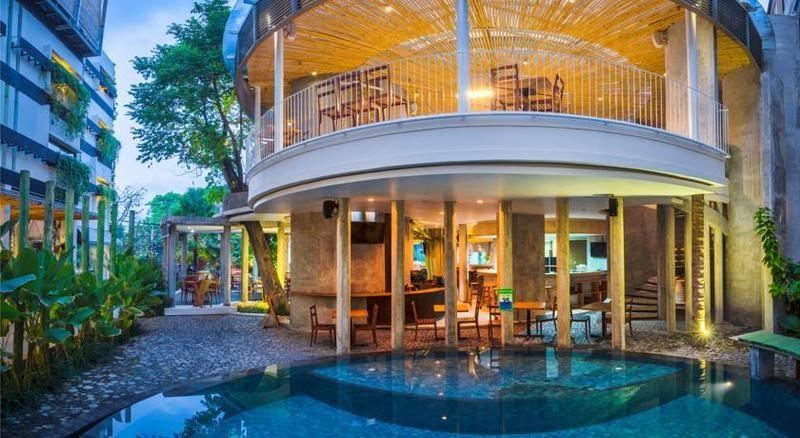 Grandmas Plus Hotel Seminyak Compare Deals