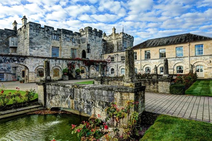 Find Hotel In Bramham Park Deals And S Findhotel Hazlewood Castle Hotel Spa Bw Premier Collection