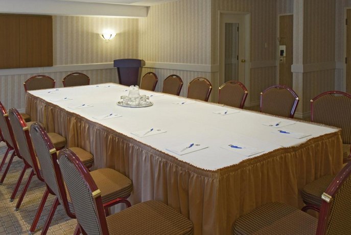 Comfort Inn Toronto Northeast Markham Compare Deals