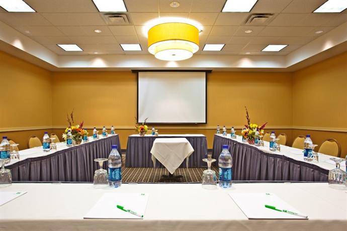 Holiday Inn Chicago Elk Grove Hotel Holiday Inn Chicago Elk Grove Hotel