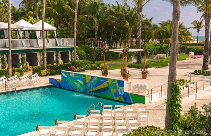 Kimpton Surfcomber Hotel Miami Beach Compare Deals About Kimpton Surfcomber Hotel