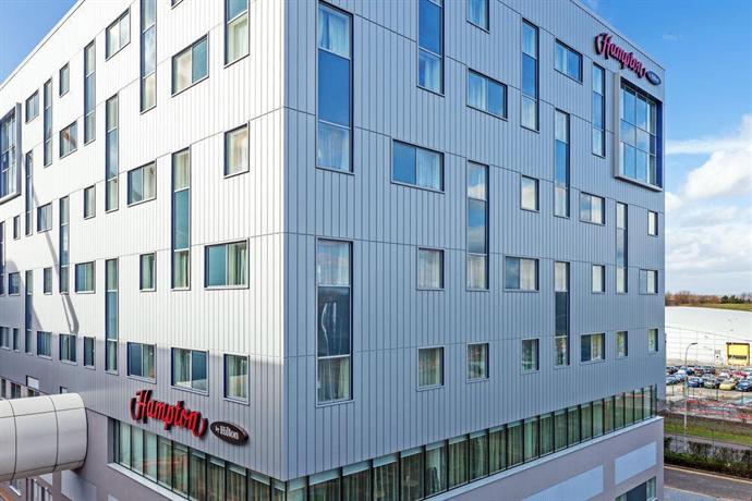 Hampton by Hilton London Gatwick Airport