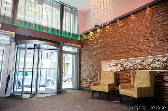 이그제큐티브 호텔 코스모폴리탄 토론토, Executive Hotel Cosmopolitan Toronto