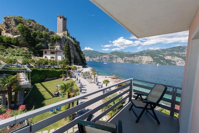 Hotel Castello Lake Front Malcesine - Compare Deals