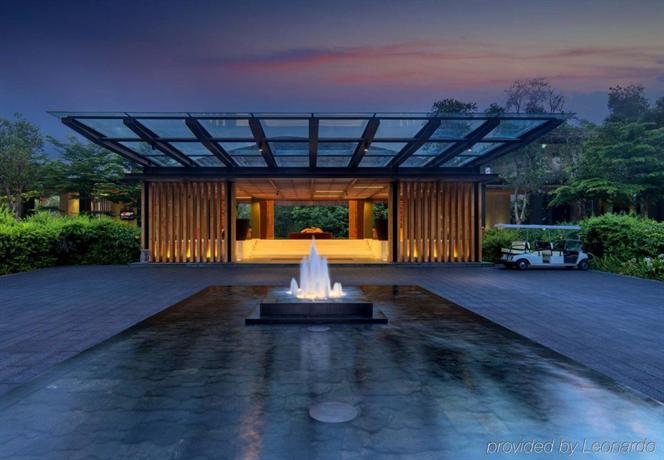 르네상스 푸켓 리조트 & 스파 어 메리어트 럭셔리 & 라이프스타일 호텔, Renaissance Phuket Resort & Spa A Marriott Luxury & Lifestyle Hotel
