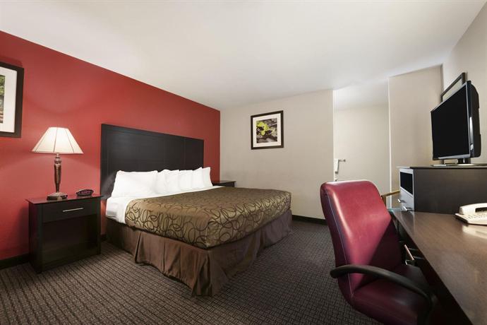 Travelodge Hotel Traverse City