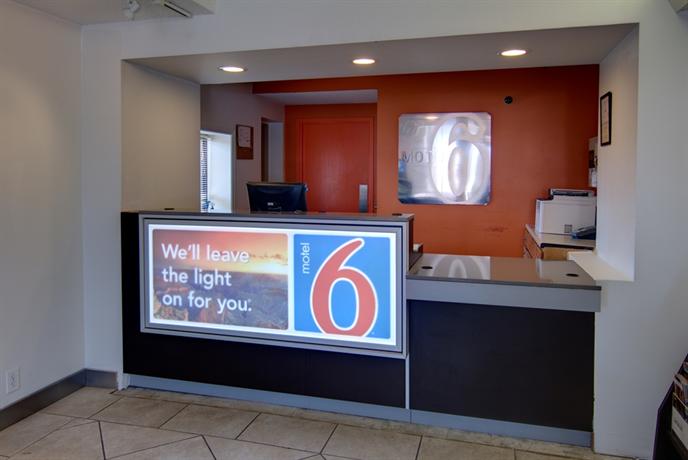 Motel 6 West Monroe