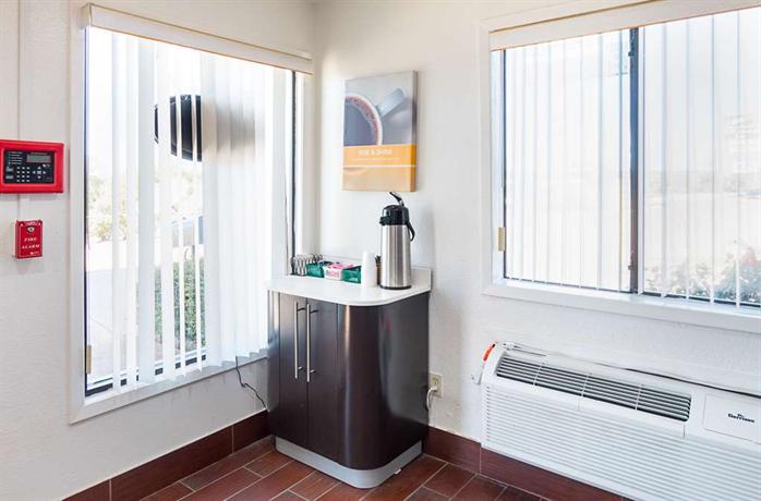 Dallas Days Inn Red Oak