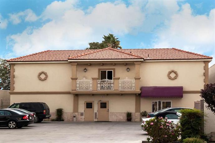Knights Inn and Suites Bakersfield