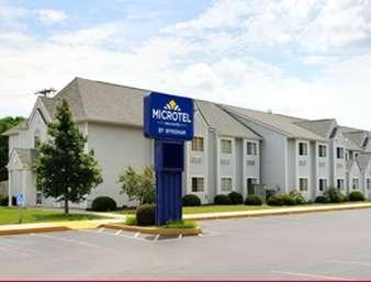 Microtel Inn & Suites by Wyndham Riverside