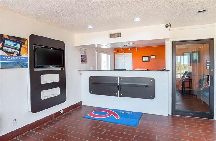 Dallas Days Inn Red Oak