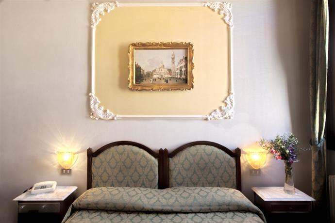 Hotel Pausania Venice