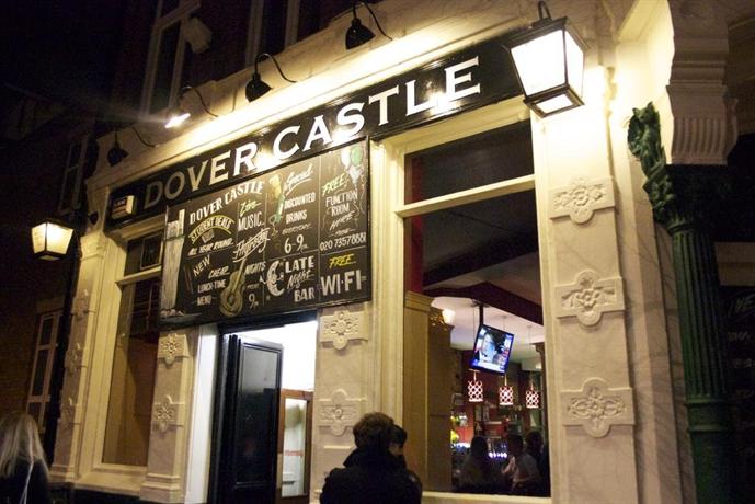 도버 캐슬 호스텔 & 바, Dover Castle Hostel and Bar