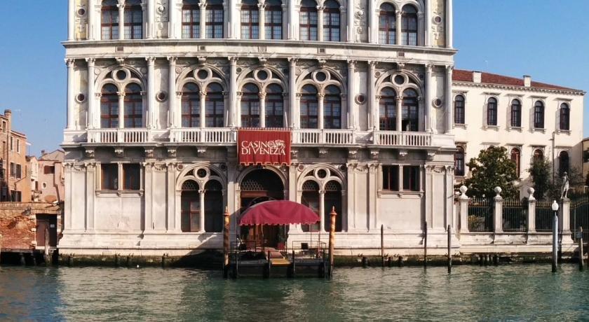 로시 호텔 베니스, Rossi Hotel Venice