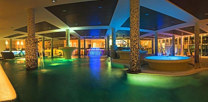 Gran Palas Hotel, La Pineda - Compare Deals