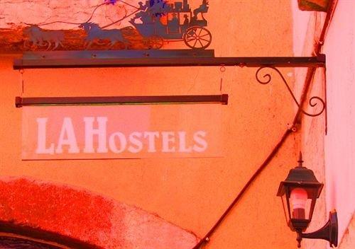 Lisbon Amazing Hostels SeBairro Alfama