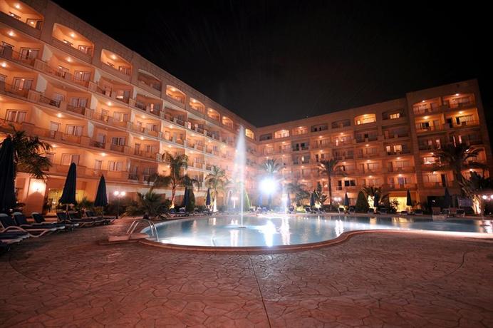 grand pyramids hotel cairo egypt