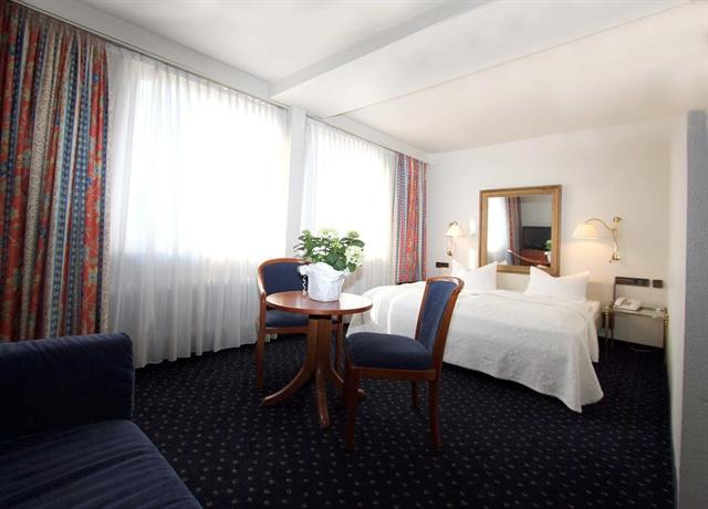 Hotel Monig Boblingen Compare Deals