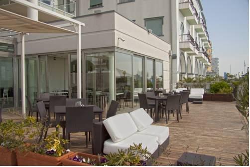 Hotel Bali Jesolo, Lido di Jesolo - Compare Deals