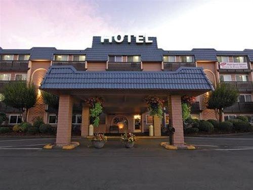 Washington Square Hotel Tigard Compare Deals