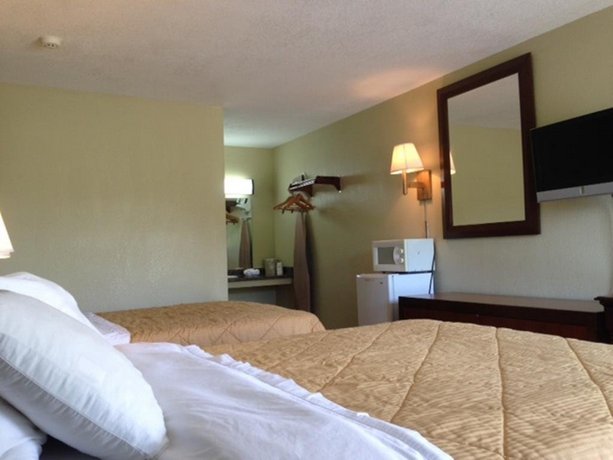 Days Inn Bellville Mansfield Compare Deals