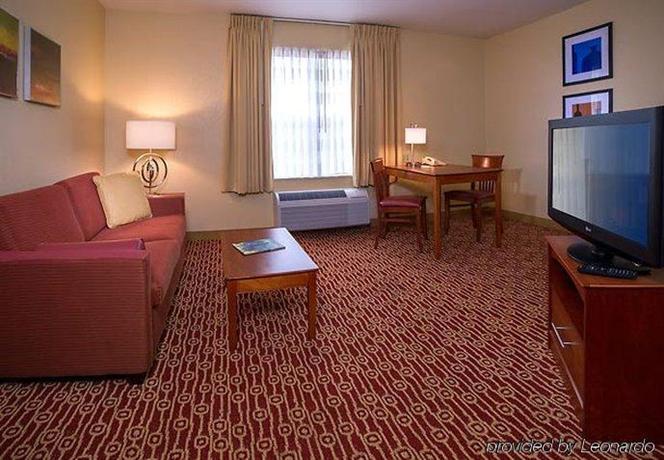 Towneplace Suites Chantilly Dulles South Compare Deals - 