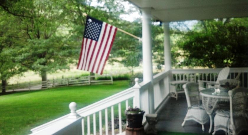 Buffalo Tavern Bed and Breakfast West Jefferson