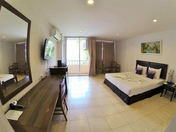 Phuket Guest Friendly Hotels - Karon Living Room Hotel