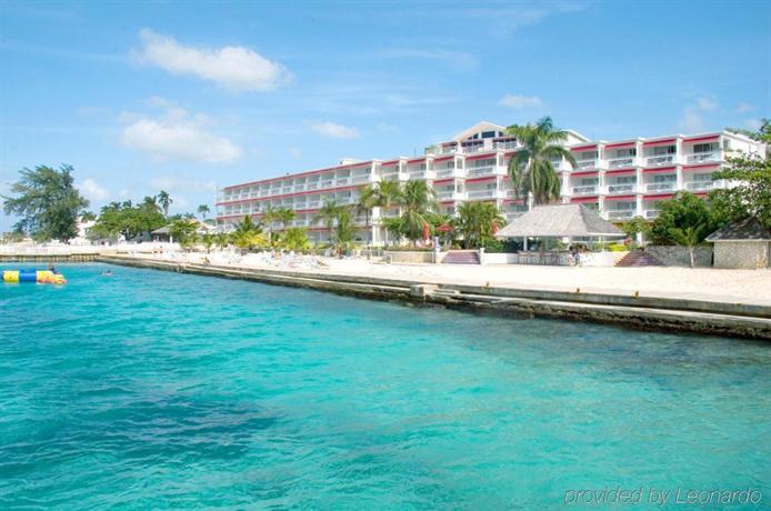Find Hotel In Walter Fletcher Beach Deals And S Royal Decameron Montego Beach Resort All Inclusive