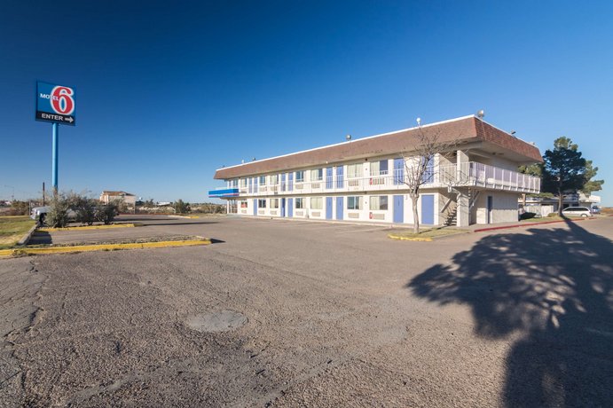 Motel 6 Pecos