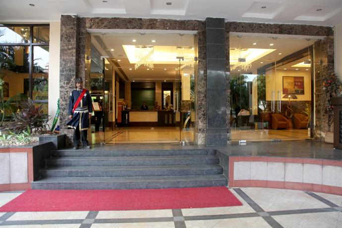 Hotel Pal Heights