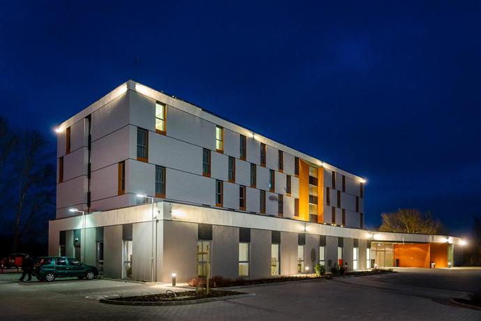 Best Western Plus Lakeside Hotel