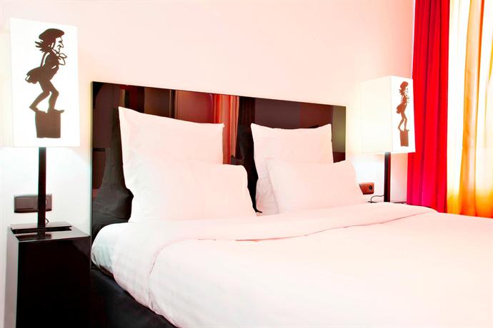 Hotel Le Chat Noir Paris Compare Deals