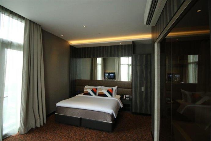 Aqueen Hotel Paya Lebar, Singapore - Compare Deals