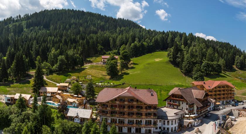 Natur Und Wellnesshotel Hoflehner Haus Im Ennstal Compare