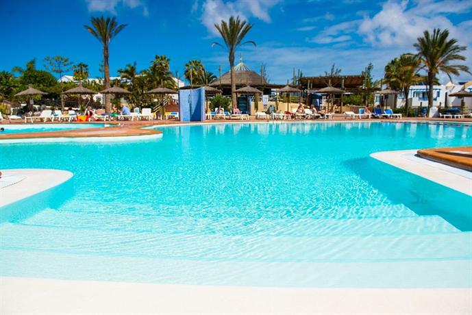 Aparthotel Paradise Island Lanzarote, Playa Blanca - Compare Deals