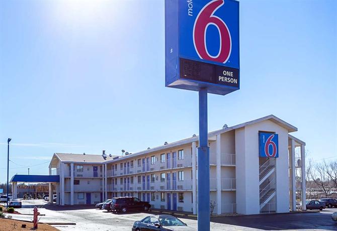 Jackson ms hotel deals